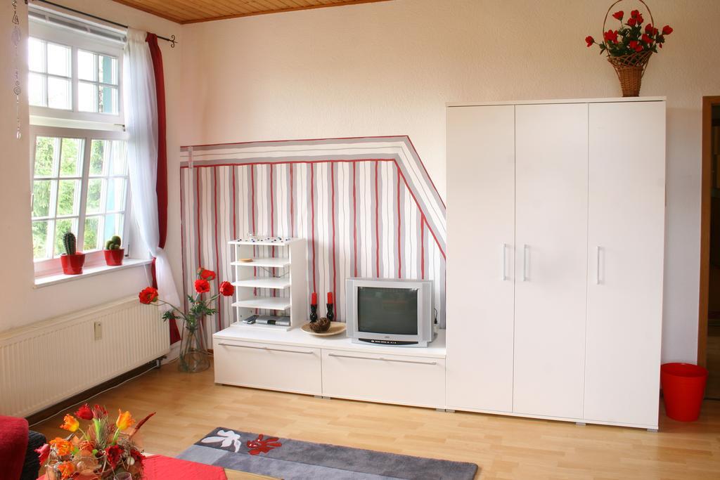 Ferienwohnung Hoff Gollingen エクステリア 写真